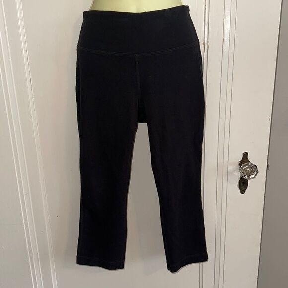 Xersion black fitted cotton/spandex Capri exercise pants - Picture 1 of 7